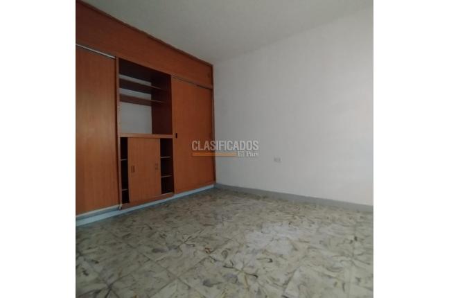Apartamentos, Alquiler, Atanasio Girardot - $1.200.000