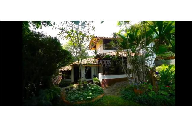 Fincas y Casas Campestres, Venta en La Buitrera