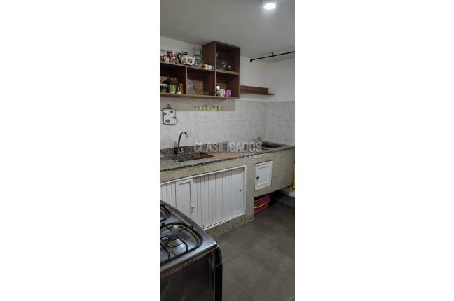 Apartamentos, Venta, San Cayetano - $230.000.000