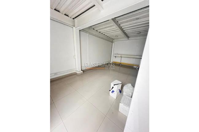 Oficinas y Consultorios, Alquiler, San Vicente - $7.500.000