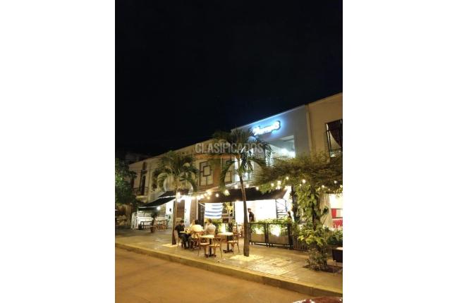 Locales y Bodegas, Alquiler, Granada - $4.600.000