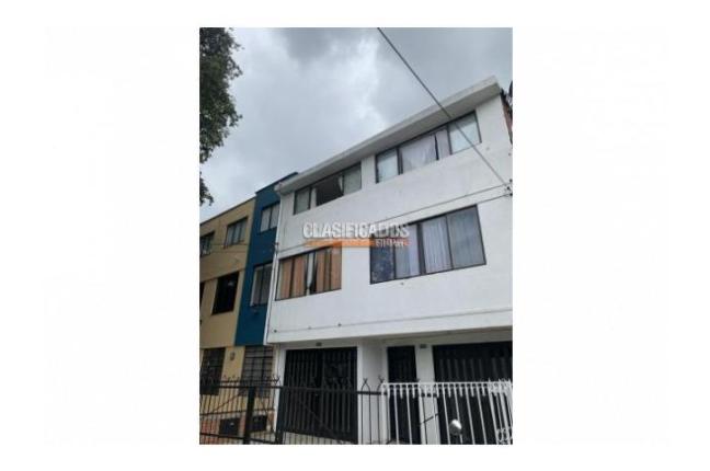 Casas, Alquiler, Champagñat - $6.000.000