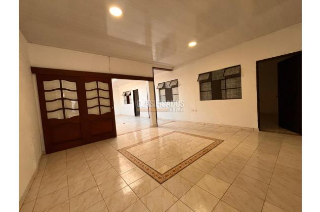 Casas, Venta, Bretaña - $280.000.000