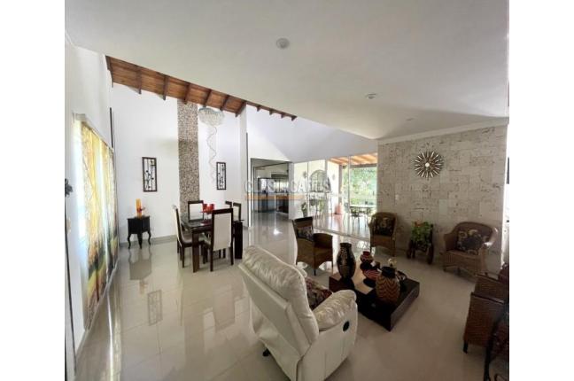 Casas, Venta en Pance