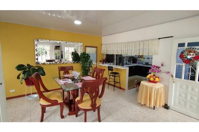 Casas, Venta, Ciudad Córdoba - $330.000.000