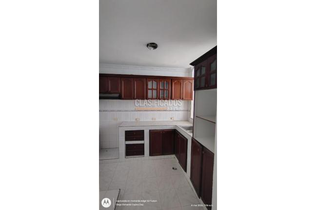 Apartamentos, Alquiler, Bretaña - $2.000.000