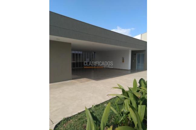 Casas, Alquiler, Ciudad Country - $2.350.000