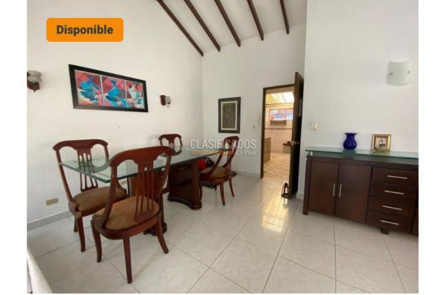 Casas, Venta, Los Cámbulos - $650.000.000