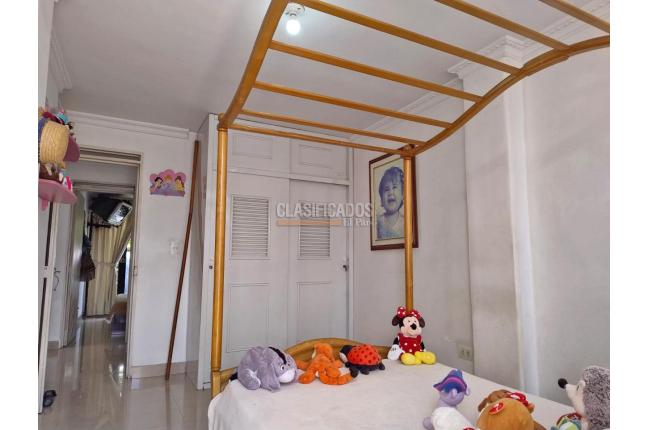 Casas, Venta, Santa Bárbara - $480.000.000