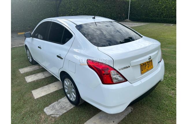 Nissan Versa 2017 - $43.000.000