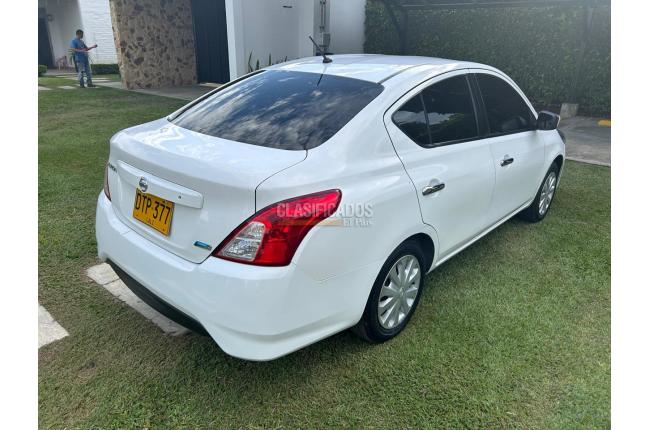 Nissan Versa 2017 - $43.000.000