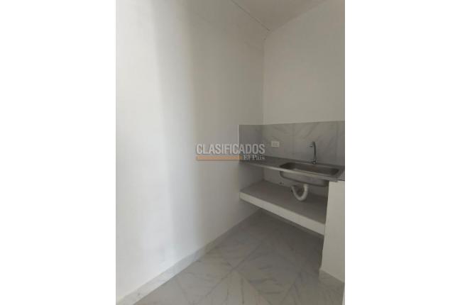 Locales y Bodegas, Alquiler, El Ingenio - $2.700.000