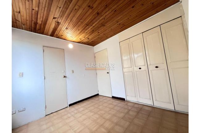 Apartamentos, Venta, Primero de Mayo - $170.000.000