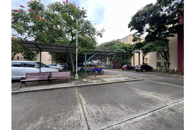 Apartamentos, Venta, Primero de Mayo - $170.000.000