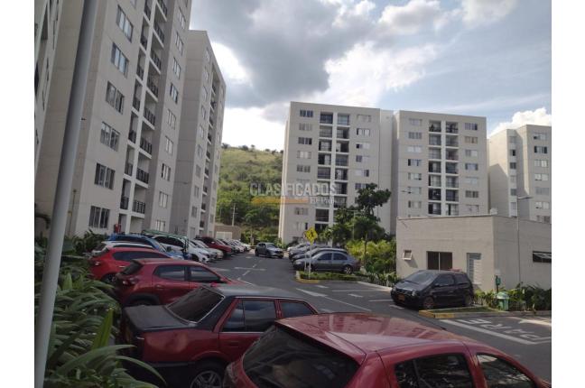 Apartamentos, Alquiler, Guabinas - $1.300.000