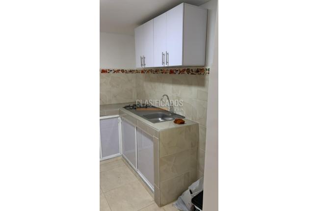 Apartaestudios, Alquiler, Chapinero - $800.000