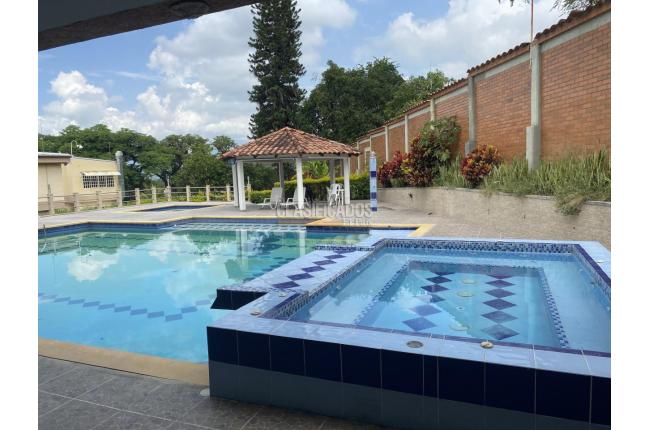 Edificios, Venta, Buga - $5.200.000.000