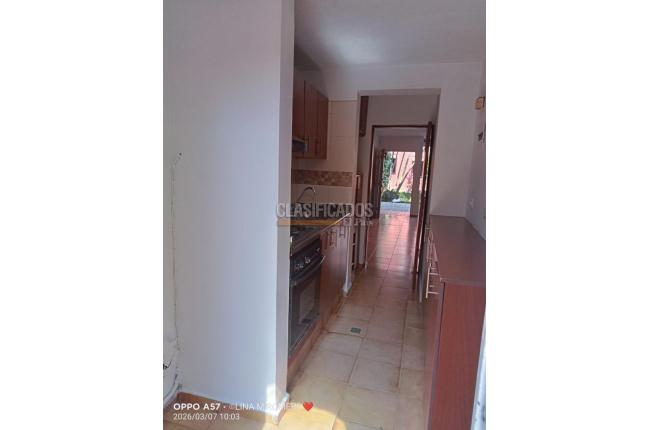 Casas, Alquiler, Adoquines de Camino Real