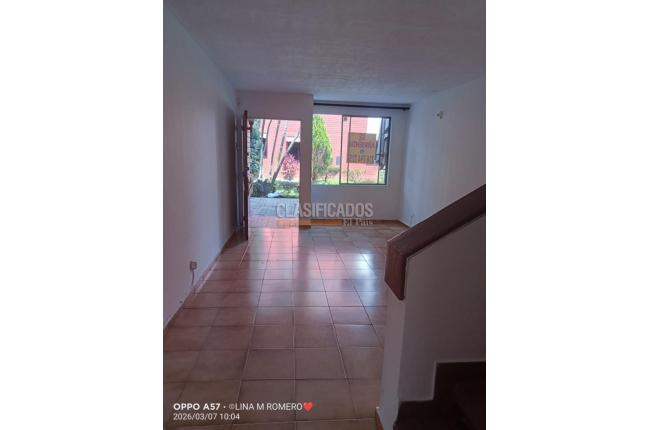 Casas, Alquiler, Adoquines de Camino Real