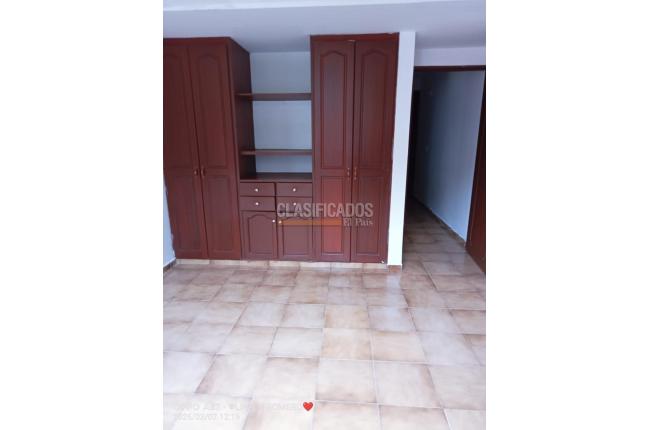 Casas, Alquiler, Adoquines de Camino Real