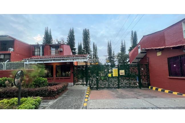 Casas, Alquiler en Adoquines de Camino Real