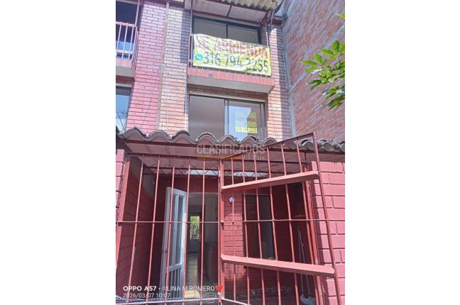 Casas, Alquiler, Adoquines de Camino Real