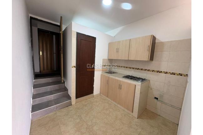 Apartaestudios, Alquiler, Prados del Norte - $900.000