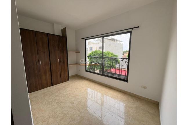 Apartaestudios, Alquiler, Prados del Norte - $900.000