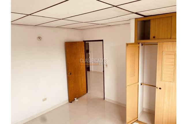 Apartamentos, Alquiler en El Troncal