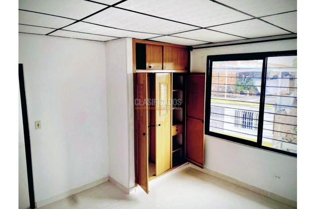 Apartamentos, Alquiler en El Troncal