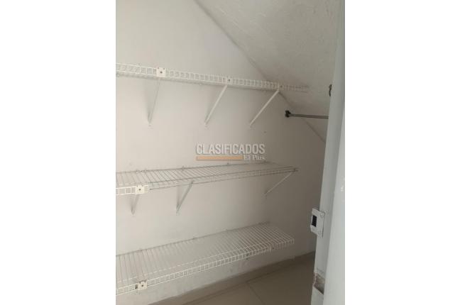 Apartaestudios, Alquiler, Colseguros - $700.000