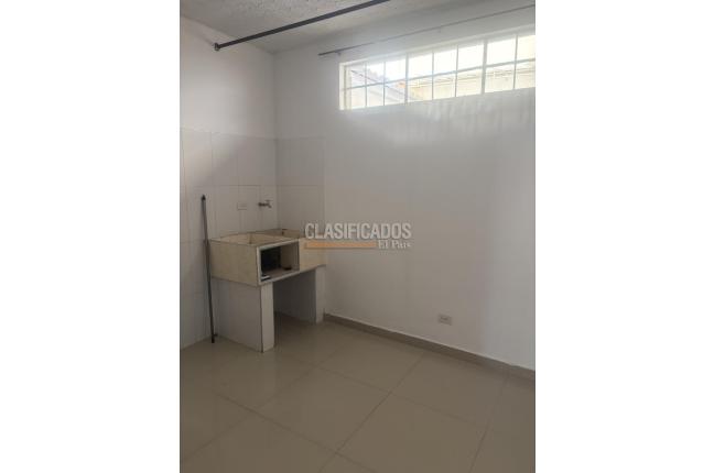 Apartaestudios, Alquiler, Colseguros - $700.000