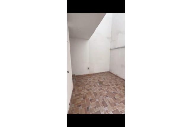 Casas, Alquiler, República de Israel - $1.200.000