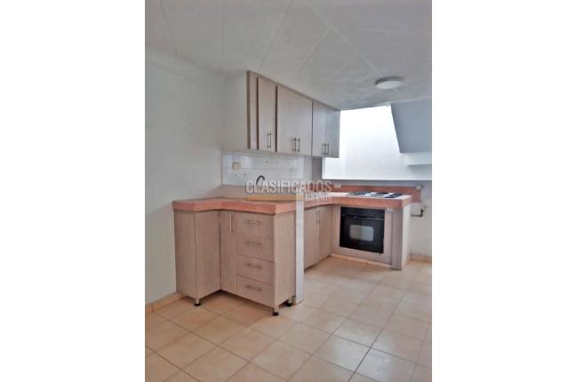 Casas, Venta, Nápoles - $450.000.000