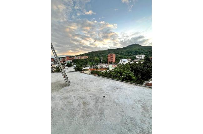 Locales y Bodegas, Alquiler, Granada - $12.700.000