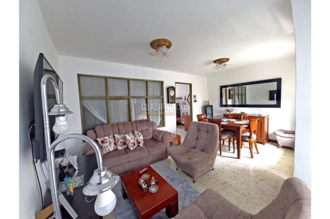 Casas, Venta, Santa Mónica Popular - $850.000.000