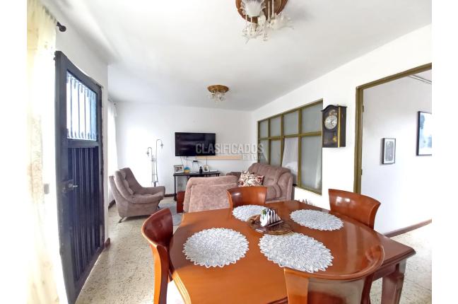 Casas, Venta, Santa Mónica Popular - $850.000.000