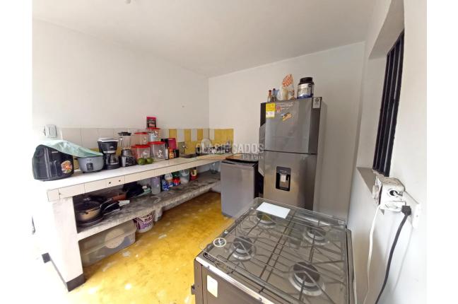 Casas, Venta, Santa Mónica Popular - $850.000.000