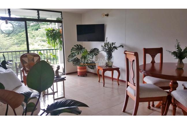 Apartamentos, Venta en Las Quintas de Don Simón