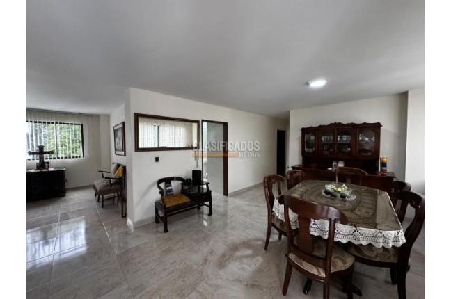 Apartamentos, Venta, El Refugio - $390.000.000