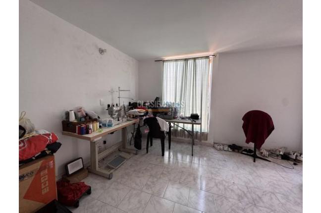 Casas, Venta, Ciudad 2.000 - $230.000.000