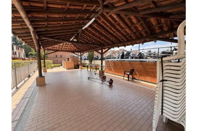 Casas, Venta, Ciudad 2.000 - $230.000.000