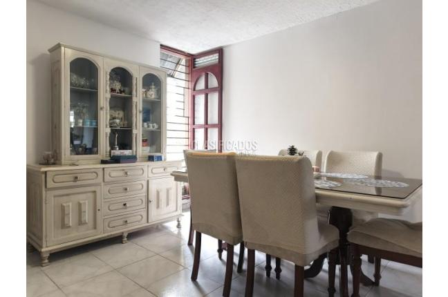 Apartamentos, Venta, Prados del Norte - $380.000.000