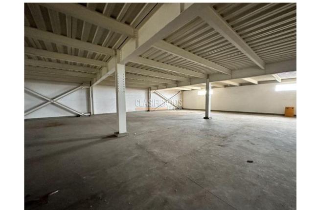 Edificios, Venta, La Alianza - $15.000.000.000