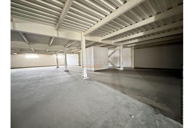 Edificios, Venta, La Alianza - $15.000.000.000