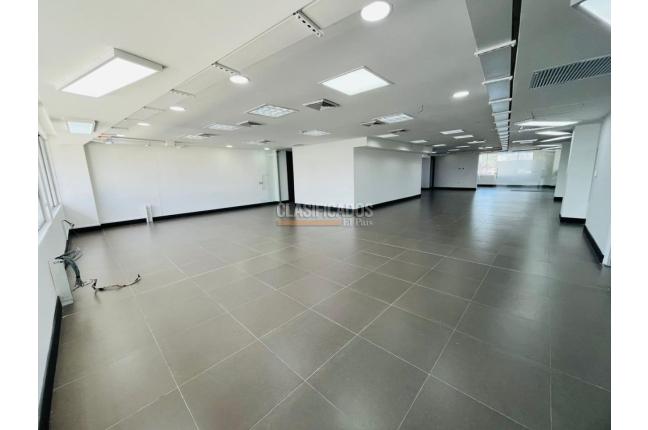 Oficinas y Consultorios, Alquiler, Santa Mónica Central - $17.800.000