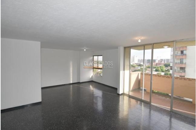 Apartamentos, Venta en Prados del Norte