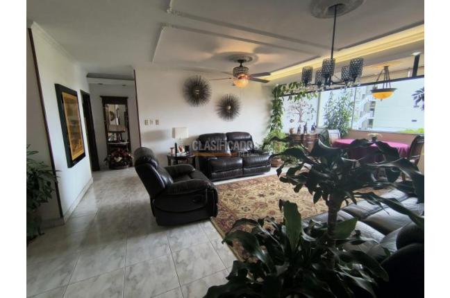 Apartamentos, Venta, Versalles - $385.000.000