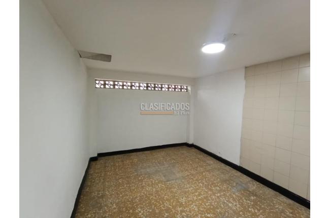 Locales y Bodegas, Alquiler, San Cayetano - $1.650.000