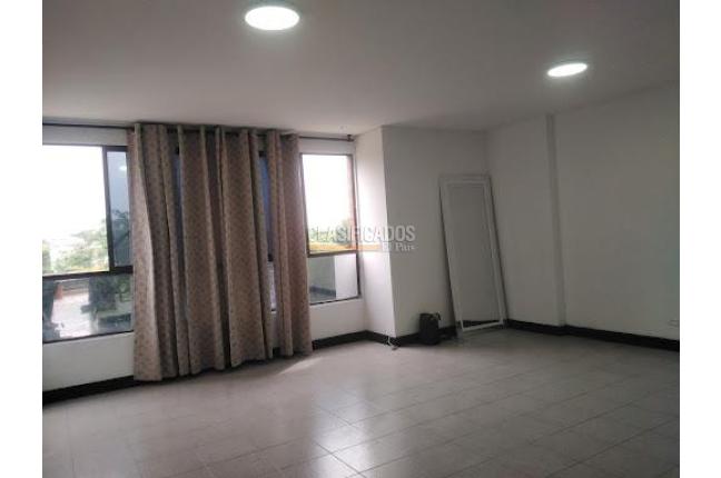 Apartamentos, Venta en El Refugio